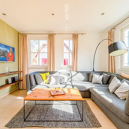 Sterntaucher גלווה